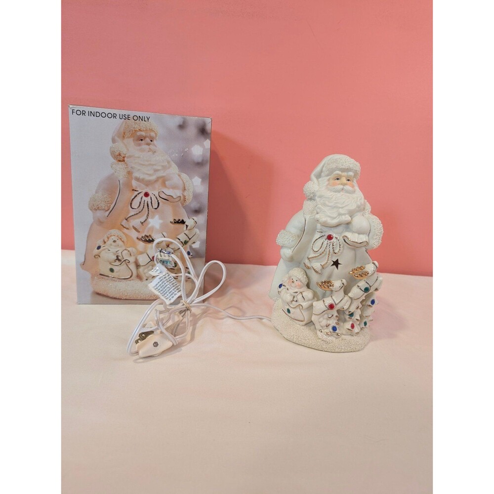 JC Penney Home Collection Ceramic Santa Lamp 9 Inches Tall